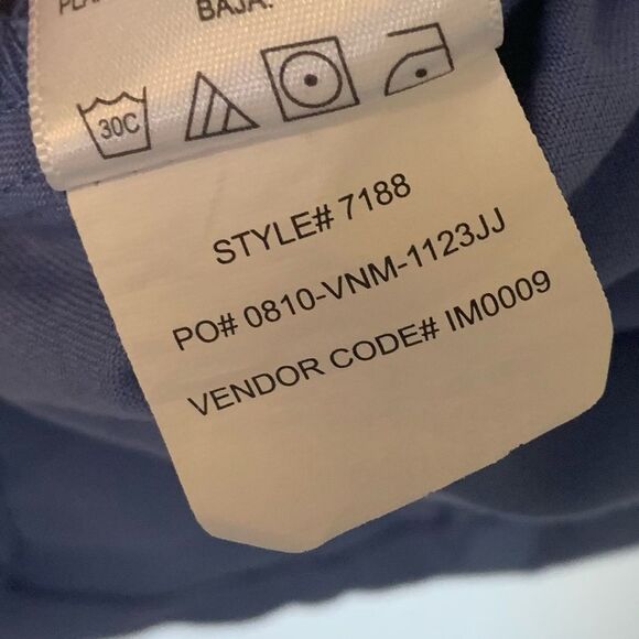 GREY’S ANATOMY By Barco Impact Elevate V Neck Scrub Top Ciel Blue Size Large - Picture 12 of 12